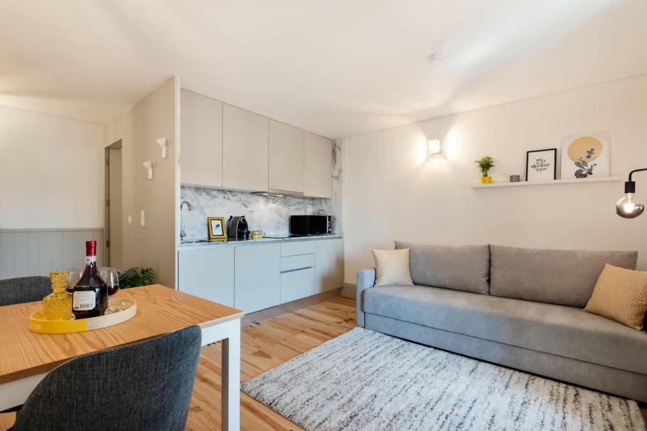 Lovelystay - Sun Loft W/ Balcony Porto Eksteriør billede